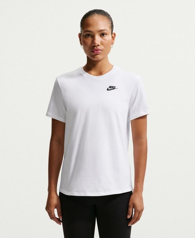 Футболка Nike W NSW CLUB SS TEE жіноча - 1