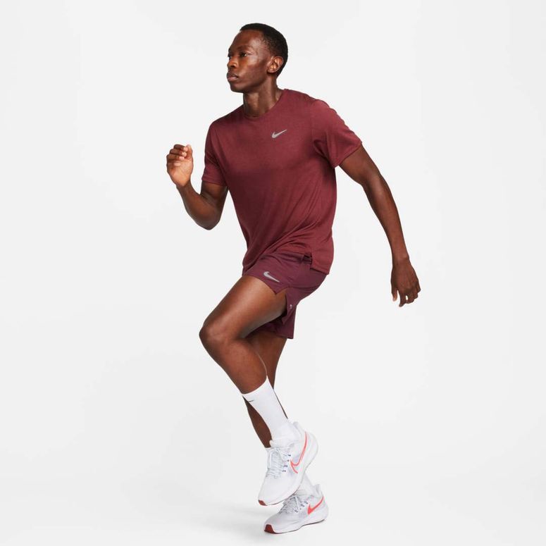 Футболка Nike M NK DF UV MILER SS чоловіча - 5