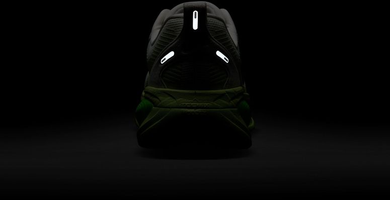 Кроссовки Nike W NIKE VOMERO 18 женские - 12