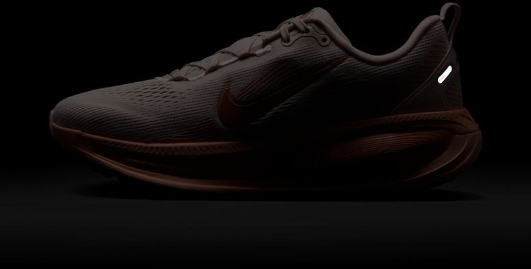 Кроссовки Nike W NIKE VOMERO 18 женские - 14
