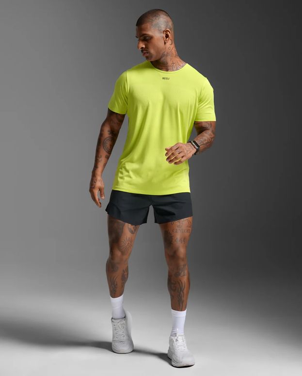 Футболка 2XU Light Speed Tech Tee чоловіча - 6