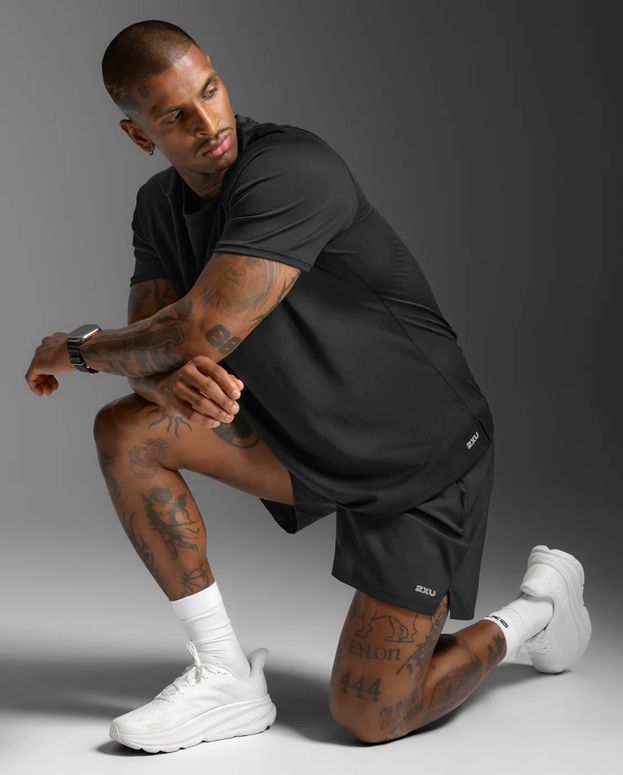 Футболка 2XU Aero Mesh Tee чоловіча - 8