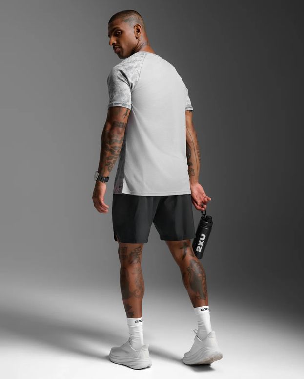 Футболка 2XU Aero Mesh Tee чоловіча - 7