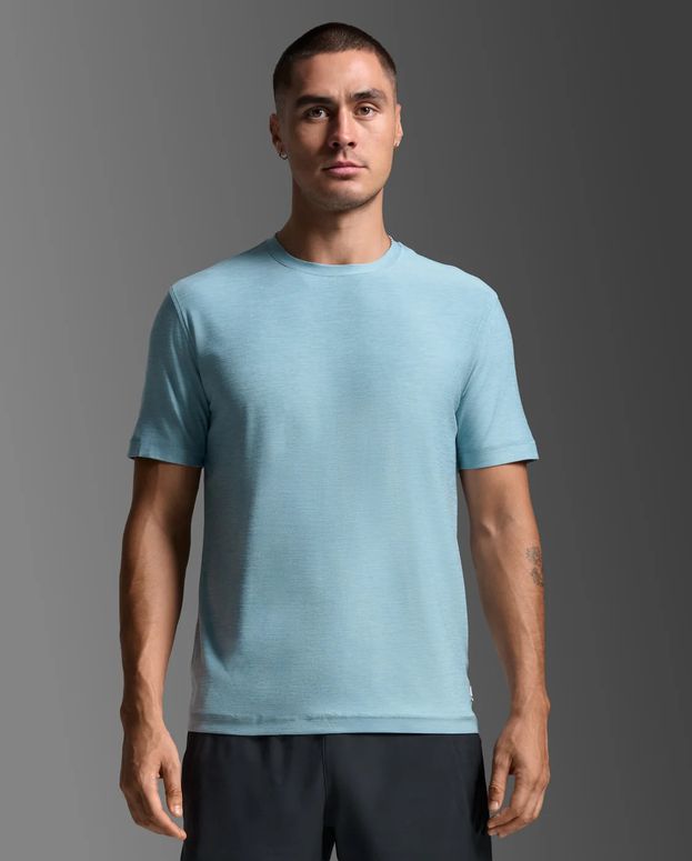 Футболка 2XU Signature Soft Jersey Tee чоловіча - 1