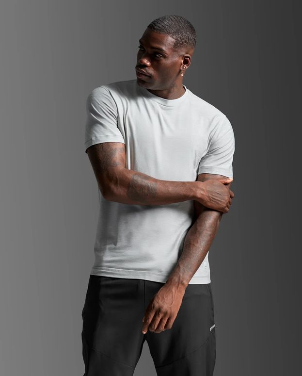 Футболка 2XU Signature Soft Jersey Tee чоловіча - 3