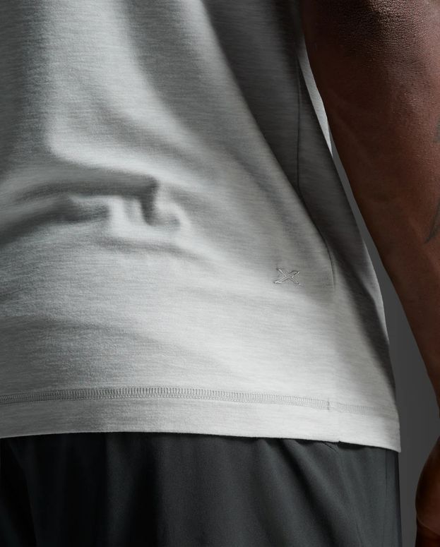 Футболка 2XU Signature Soft Jersey Tee чоловіча - 6