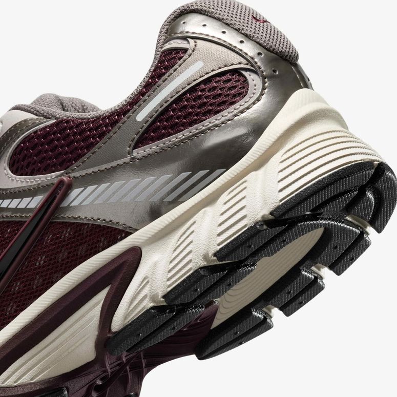 Кроссовки Nike NIKE V5 RNR мужские - 7