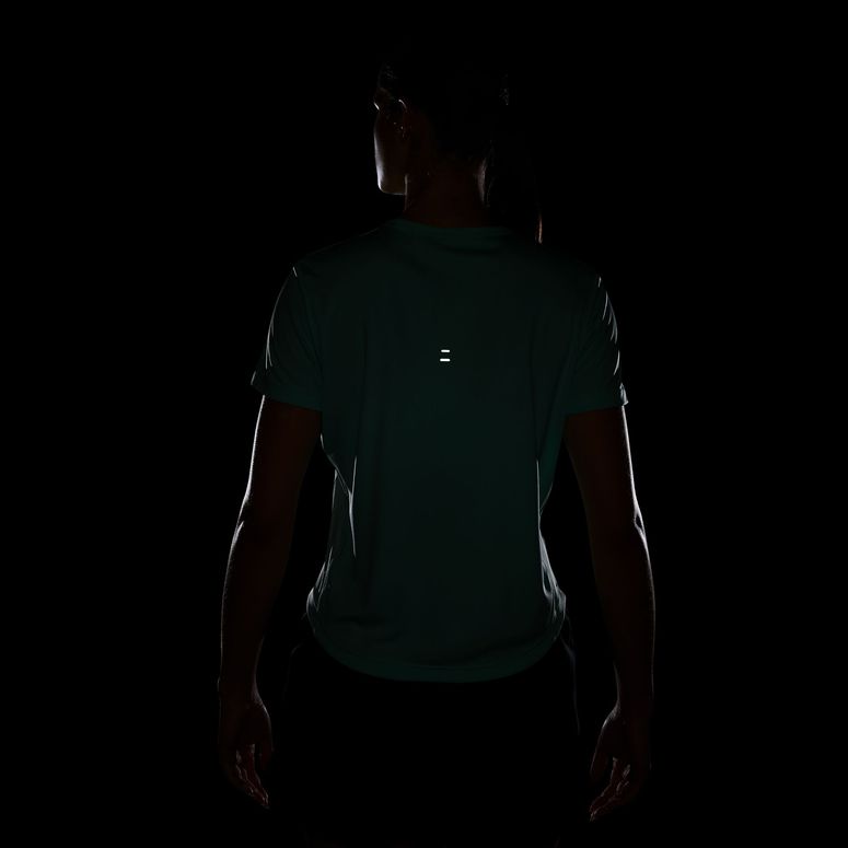 Футболка Nike W NK TEMPO SWSH HBR DF SS TOP жіноча - 9