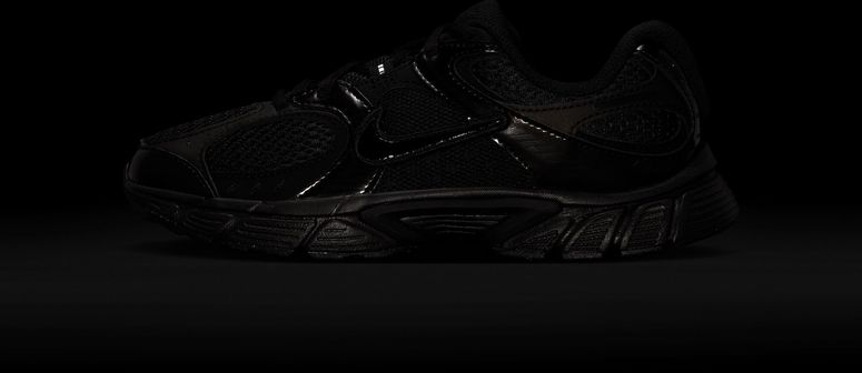 Кроссовки Nike HQ6411-002 детские - 12