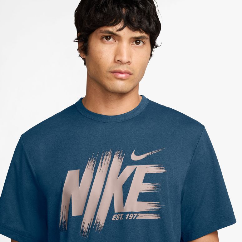 Футболка Nike M NK DF UV HYVERSE SS GFX чоловіча - 3