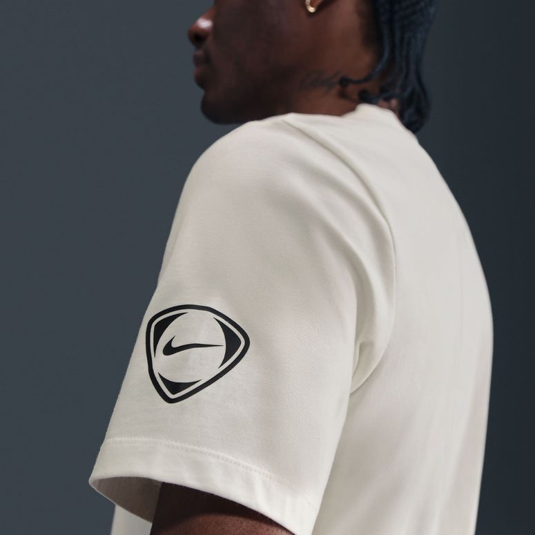 Футболка Nike M NK TEE TOTAL 90 чоловіча - 9