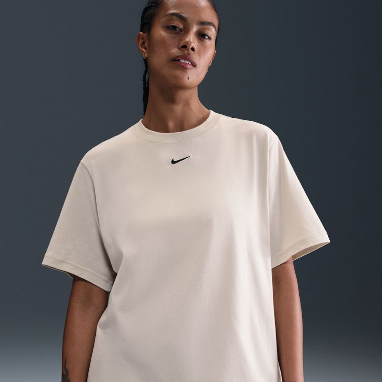 Футболка Nike W NSW TEE ESSNTL LBR жіноча - 6