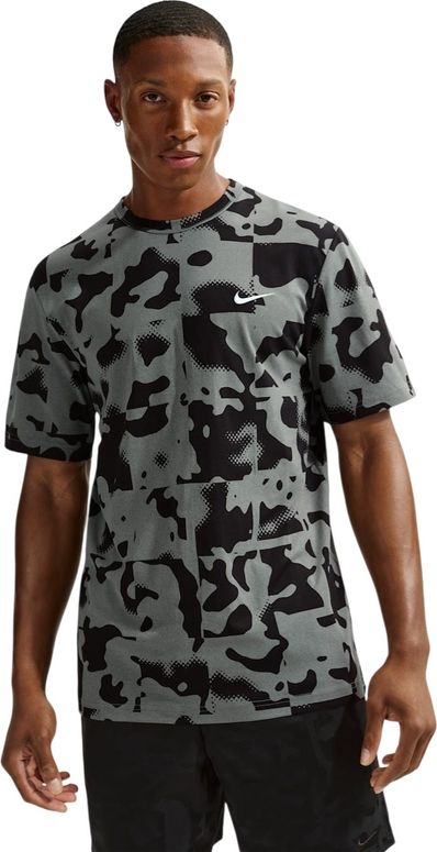 Футболка Nike M NK DF HYVERSE AOP SS TOP чоловіча - 1