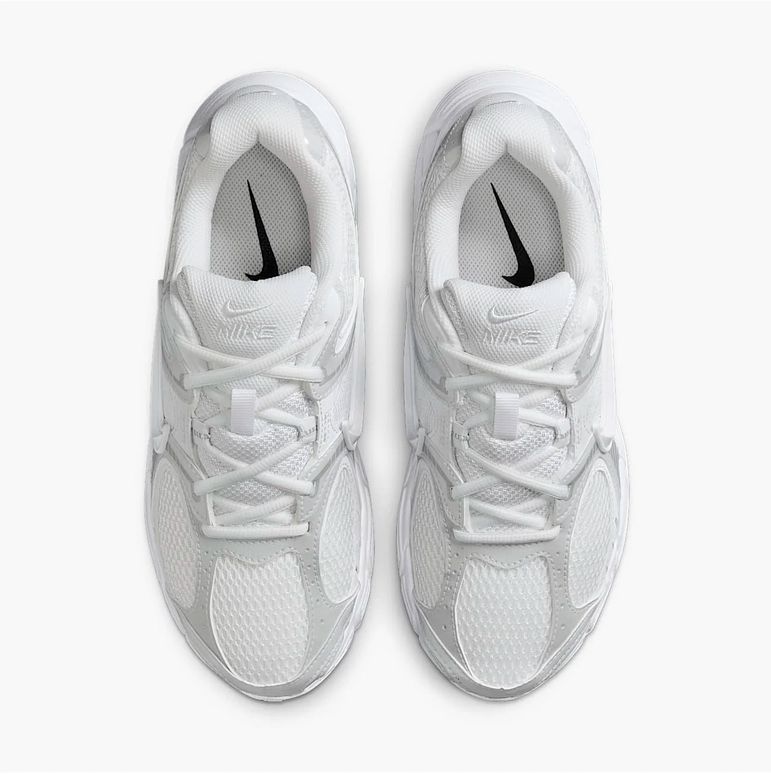 Кросівки Nike NIKE V5 RNR жіночі - 2