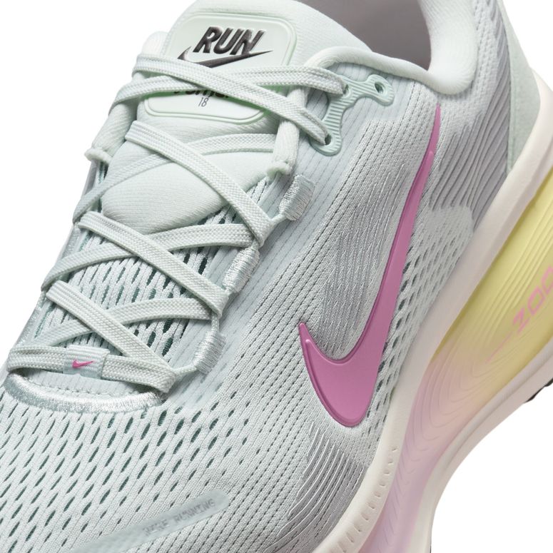 Кросівки Nike W NIKE VOMERO 18 жіночі - 9