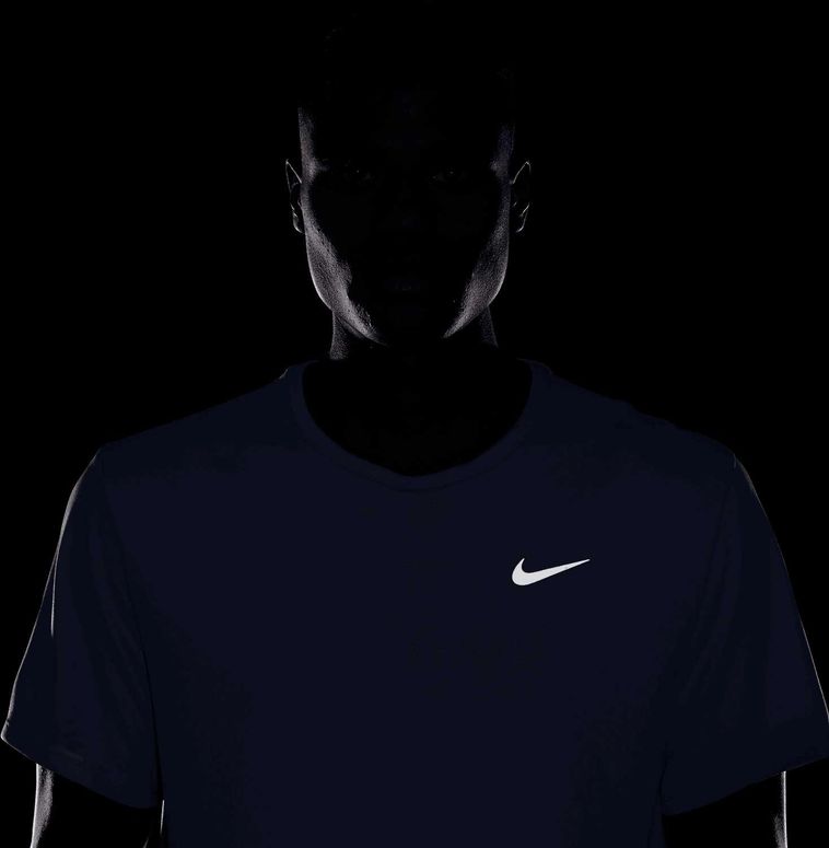 Футболка Nike M NK DF UV MILER SS чоловіча - 4