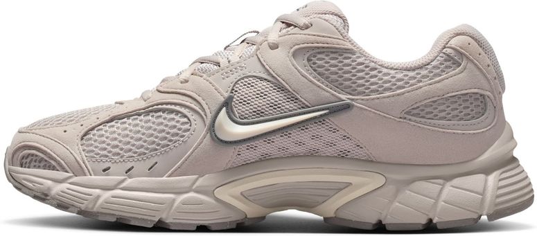 Кросівки Nike NIKE V5 RNR жіночі - 4