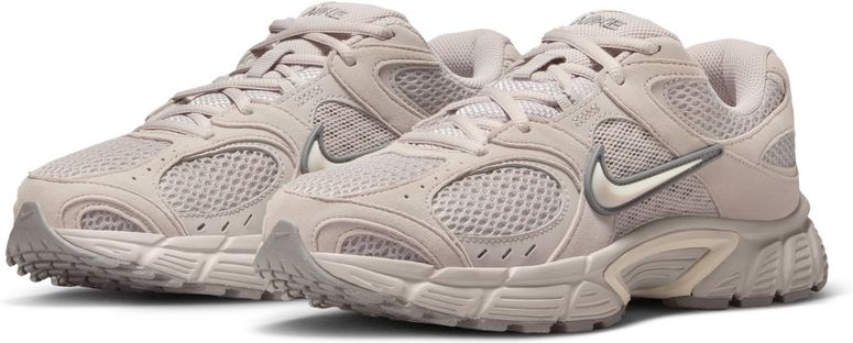 Кросівки Nike NIKE V5 RNR жіночі - 5