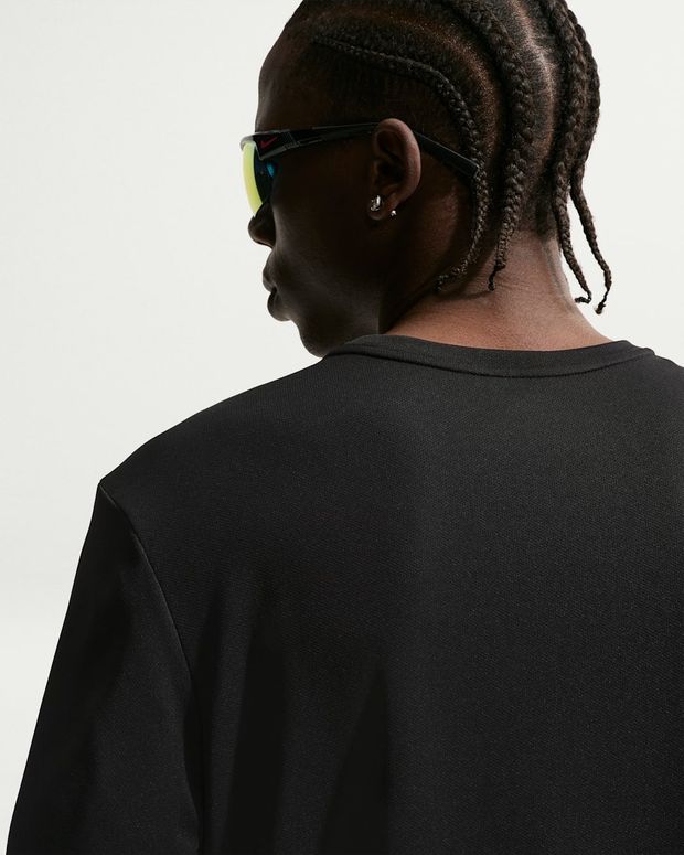 Футболка Nike M NK DF UV MILER SS чоловіча - 3