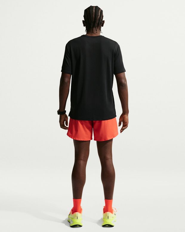 Футболка Nike M NK DF UV MILER SS чоловіча - 5