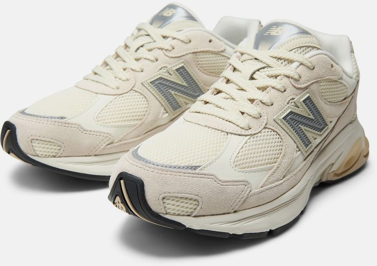 Кросівки New Balance LI U2010V1_LI ESSENTIAL жіночі - 3