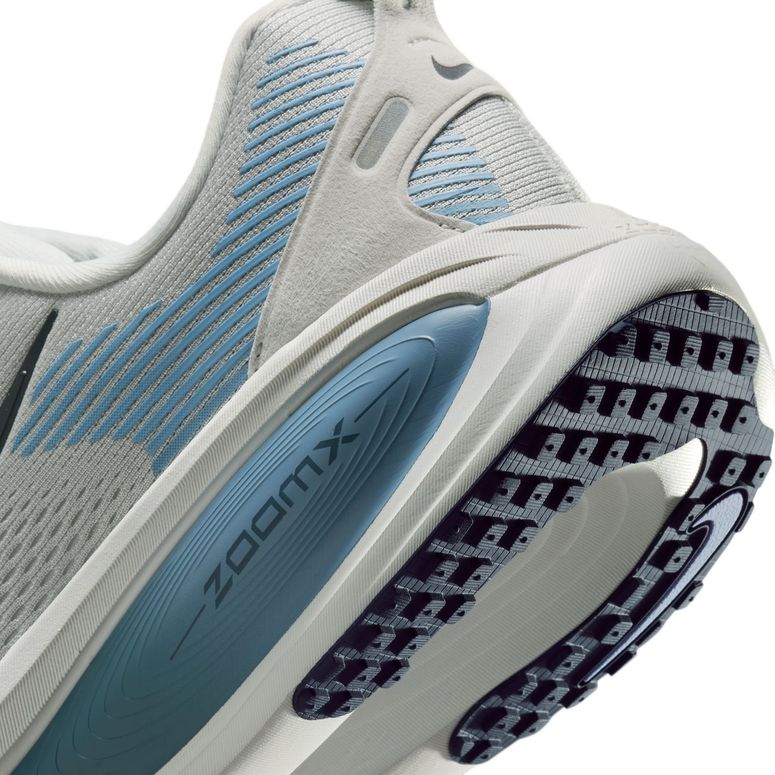 Кросівки Nike Nike Vomero 18 чоловічі - 9