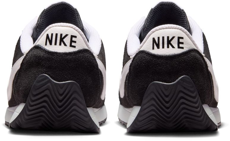Кросівки Nike IQ6582-001 жіночі - 10