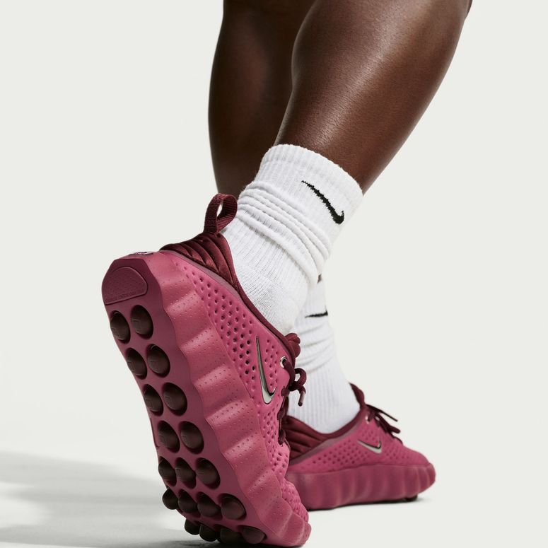 Кроссовки Nike HQ4310-600 женские - 12