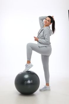 Джемпер 2XU Commute Full Zip Hoodie женский - 16