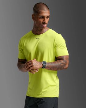 Футболка 2XU Light Speed Tech Tee чоловіча - 3