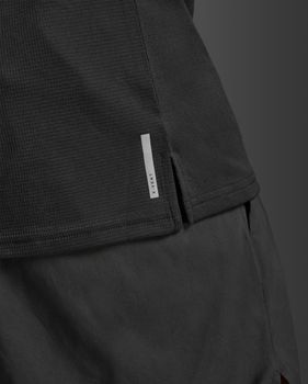 Футболка 2XU Aero Mesh Tee чоловіча - 6