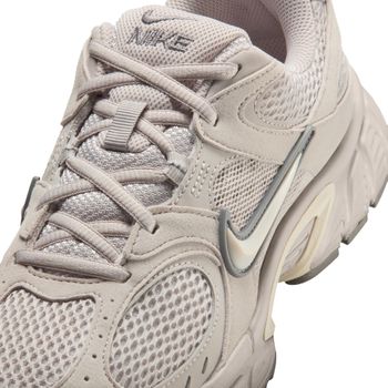 Кросівки Nike NIKE V5 RNR жіночі - 10