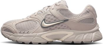 Кросівки Nike NIKE V5 RNR жіночі - 3