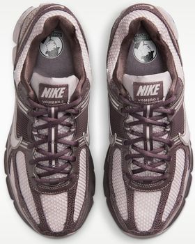 Кроссовки Nike NIKE ZOOM VOMERO 5 женские - 12