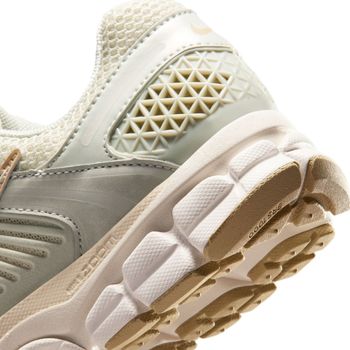 Кросівки Nike NIKE ZOOM VOMERO 5 жіночі - 11