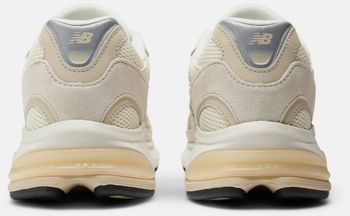 Кросівки New Balance LI U2010V1_LI ESSENTIAL жіночі - 6