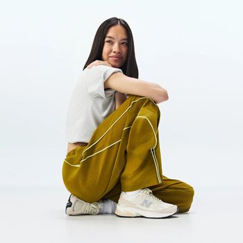 Кросівки New Balance LI U2010V1_LI ESSENTIAL жіночі - 9