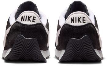 Кросівки Nike IQ6582-001 жіночі - 10